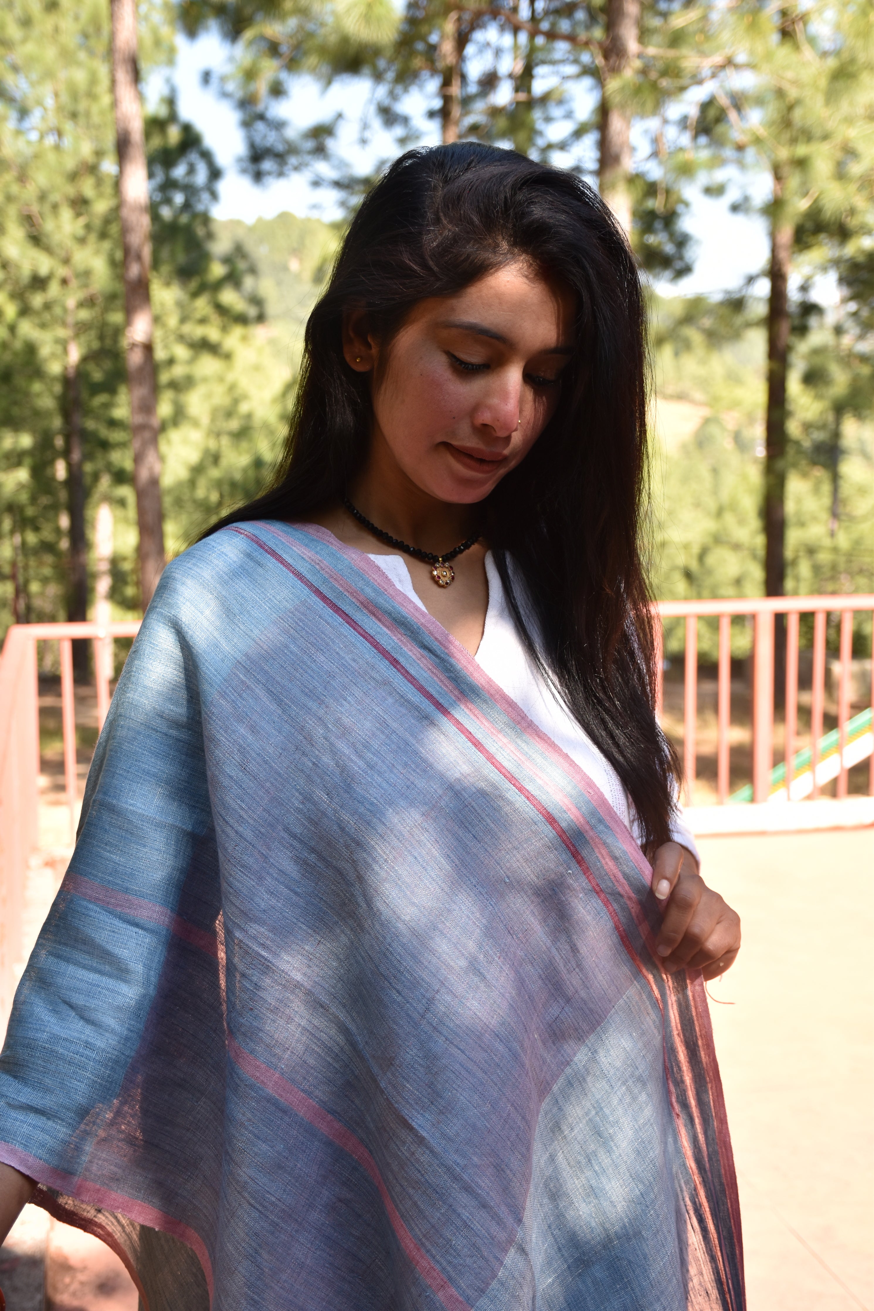 Vibrant Halo Linen Stole | Sky Blue with Pink Border