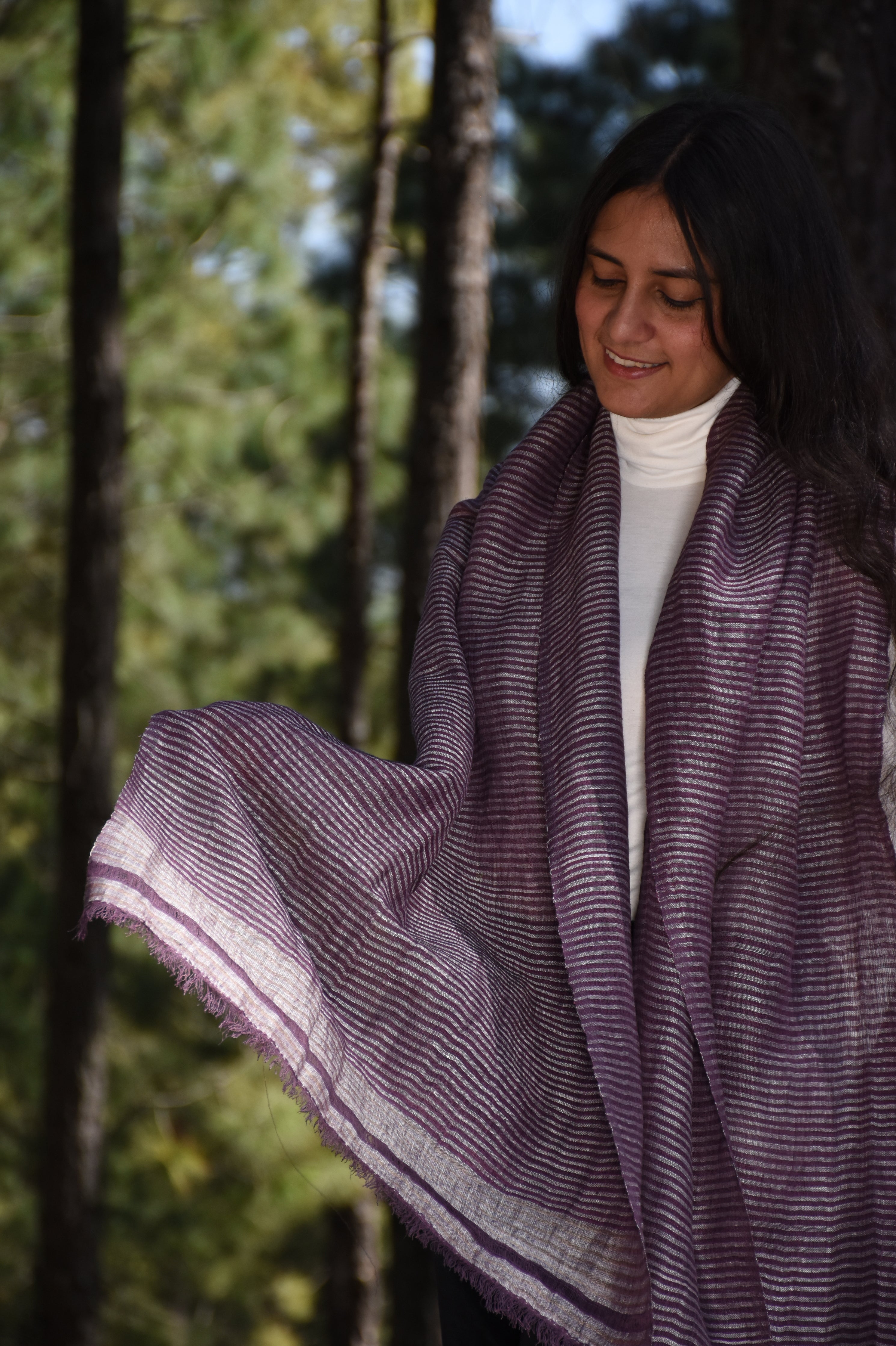 Straited purple drift Linen & Eri Silk Stole | Purple & Silver