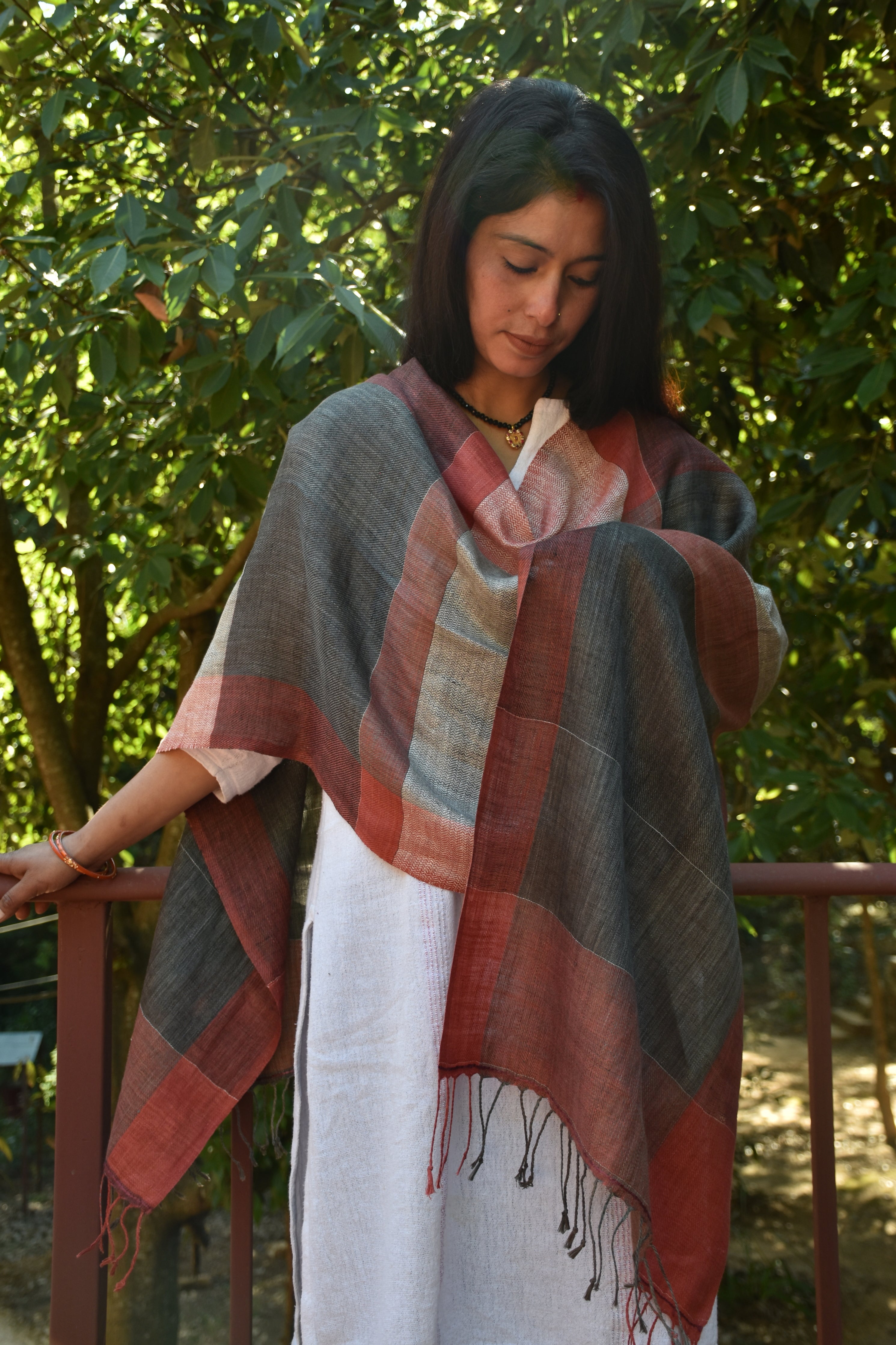Multi grid Linen Stole | Red, Black & Dark Grey