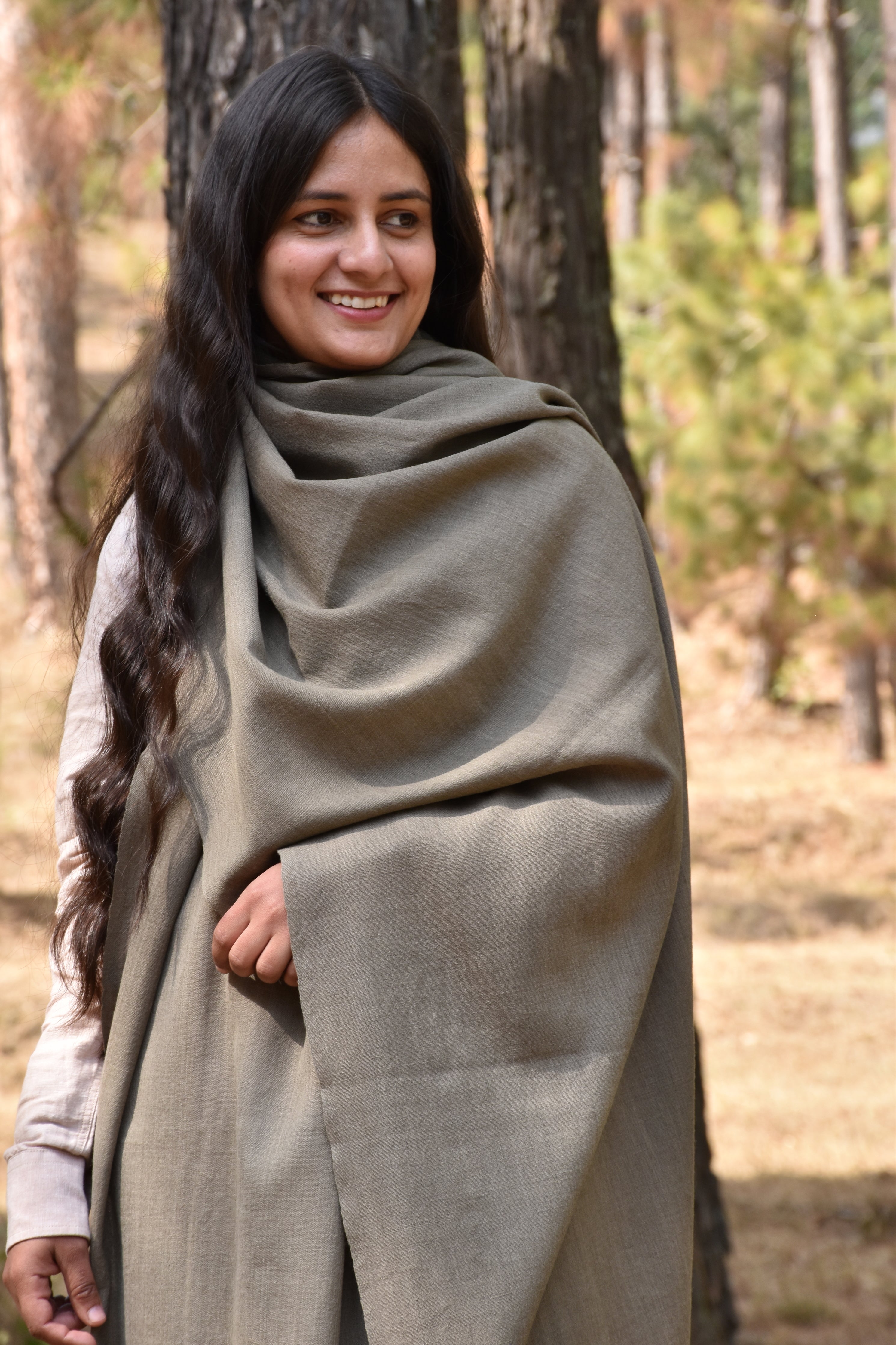 Solid Merino Wool Shawl | Grey