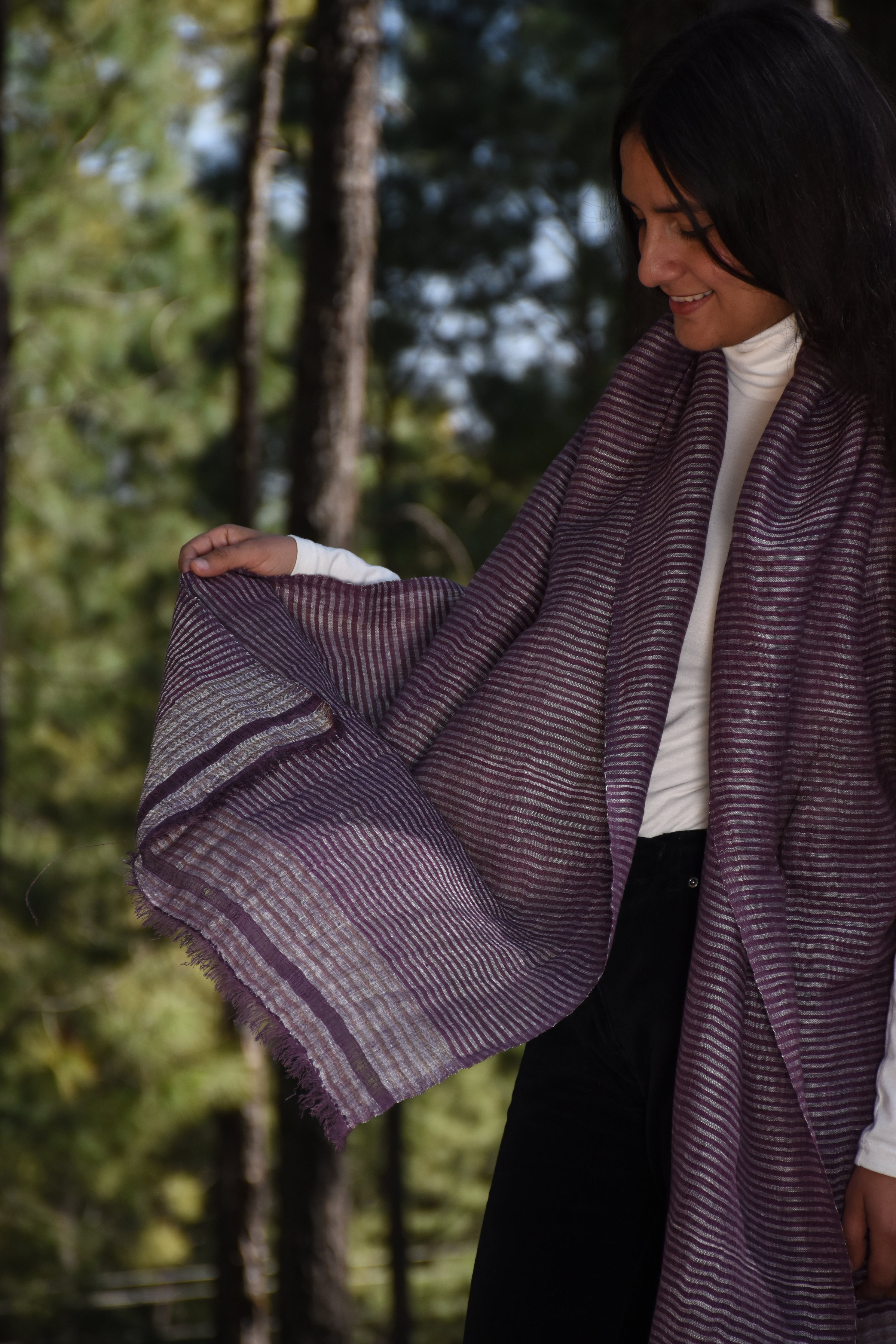 Straited purple drift Linen & Eri Silk Stole | Purple & Silver
