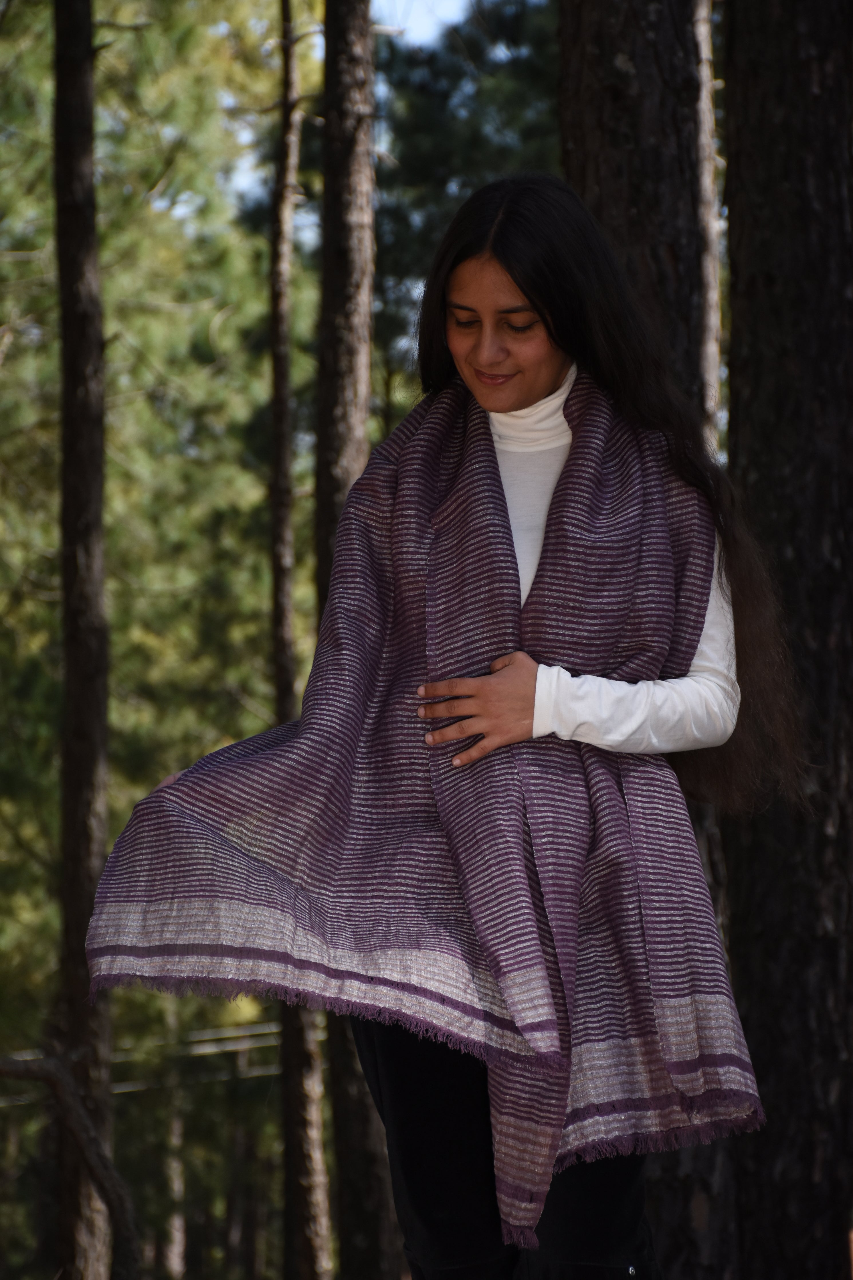Straited purple drift Linen & Eri Silk Stole | Purple & Silver